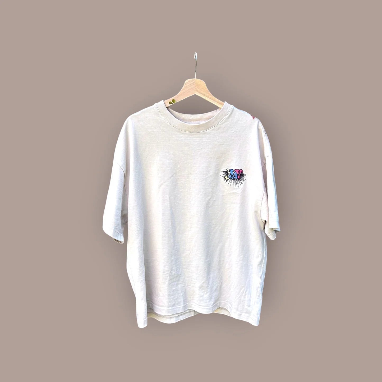 Curious Sky T-Shirt Geranos Gallery Curiosities beige Sonne