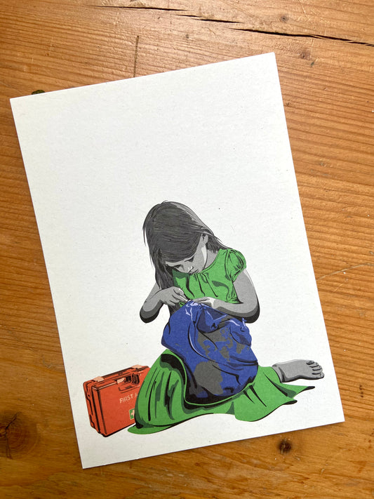 First Aid girl Postkarte