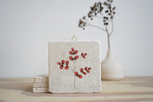 Steinfliese Pflanze rot