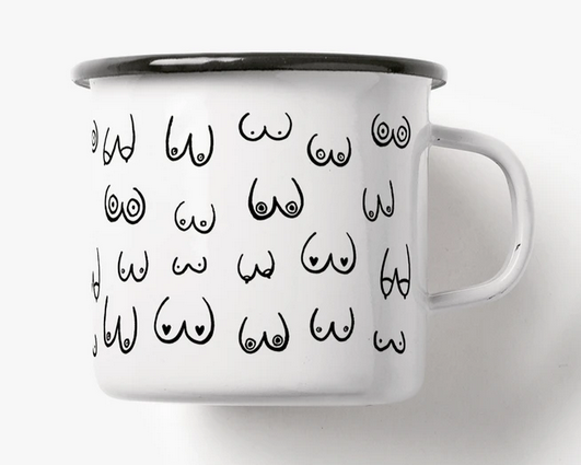 Emailletasse Boobs typealive